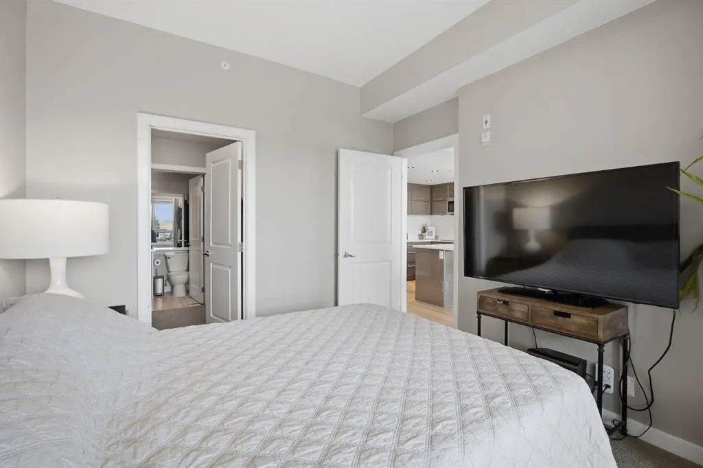 1110 3 Avenue NW #303