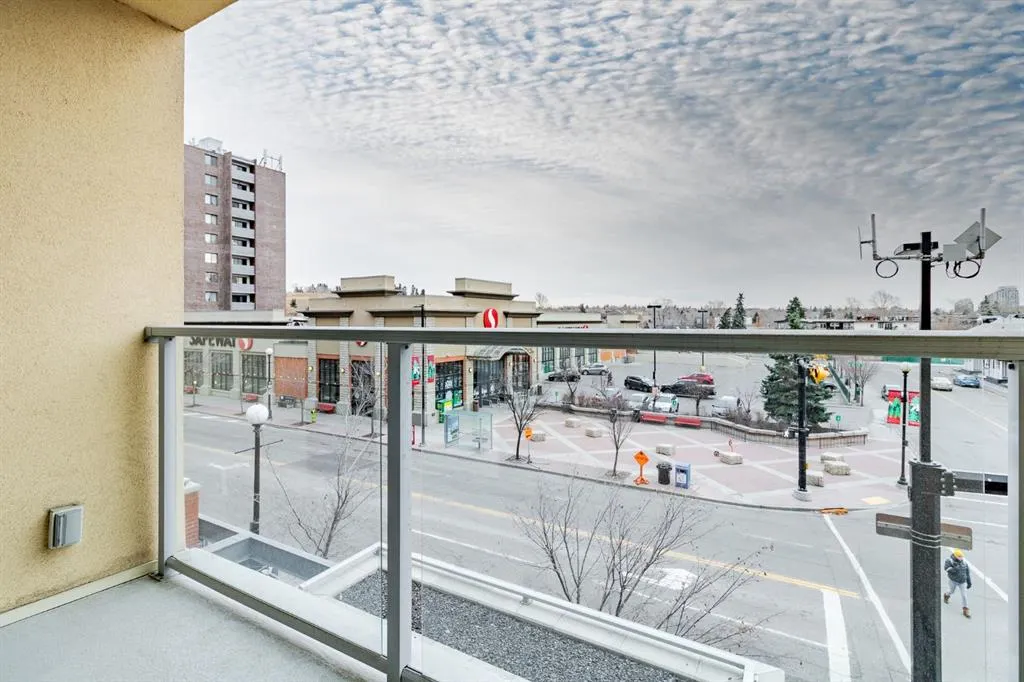 1110 3 Avenue NW #303