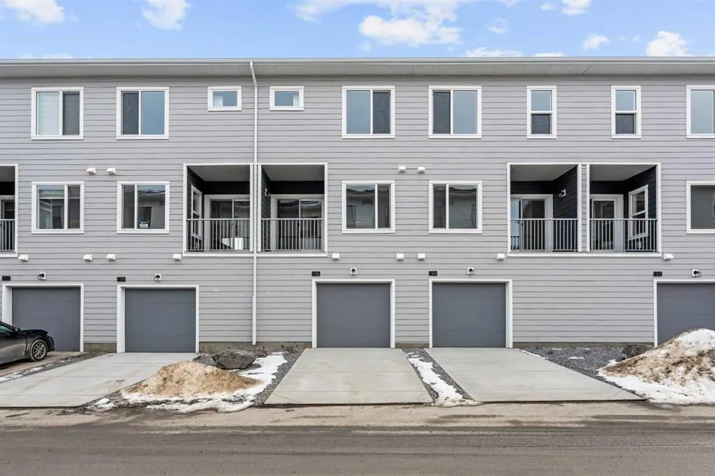 25 Wildwoods Court SW #1308