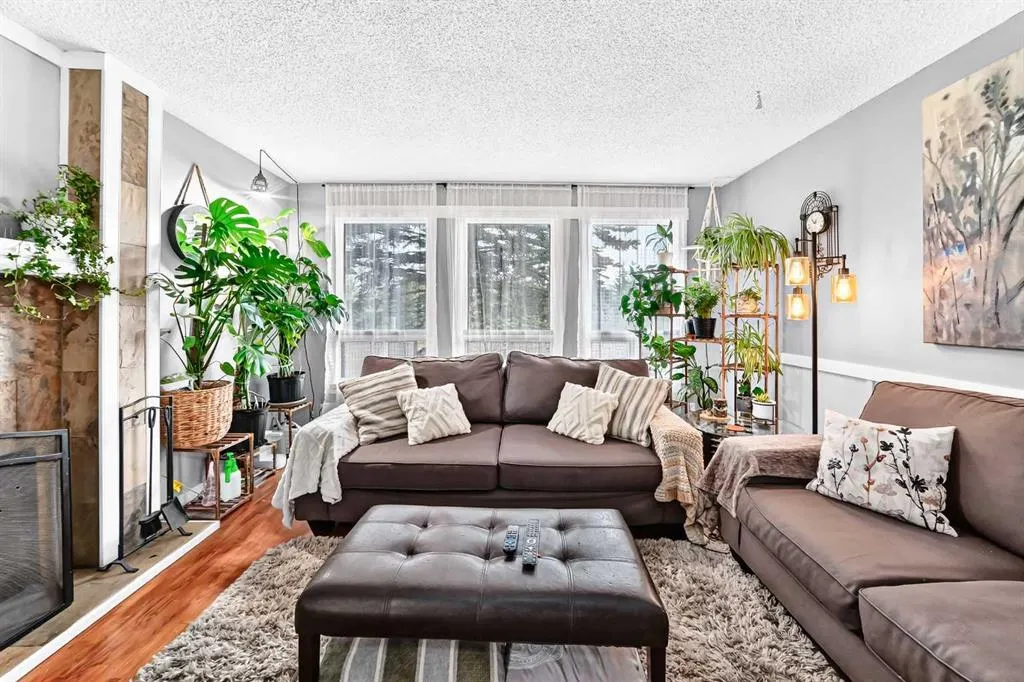59 Summerwood Road SE