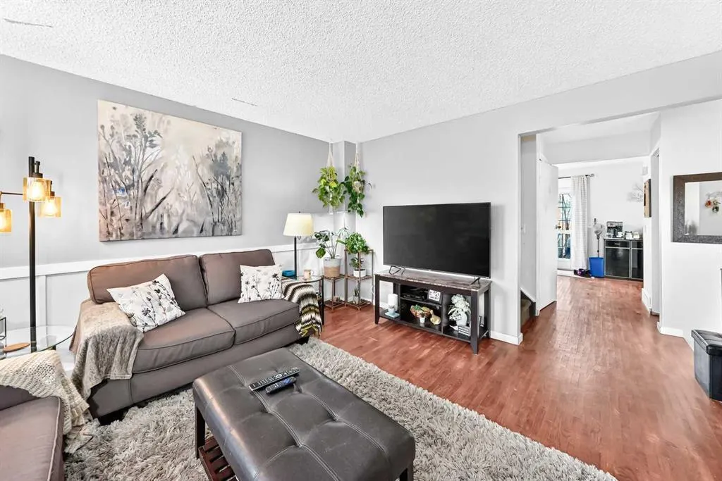 59 Summerwood Road SE