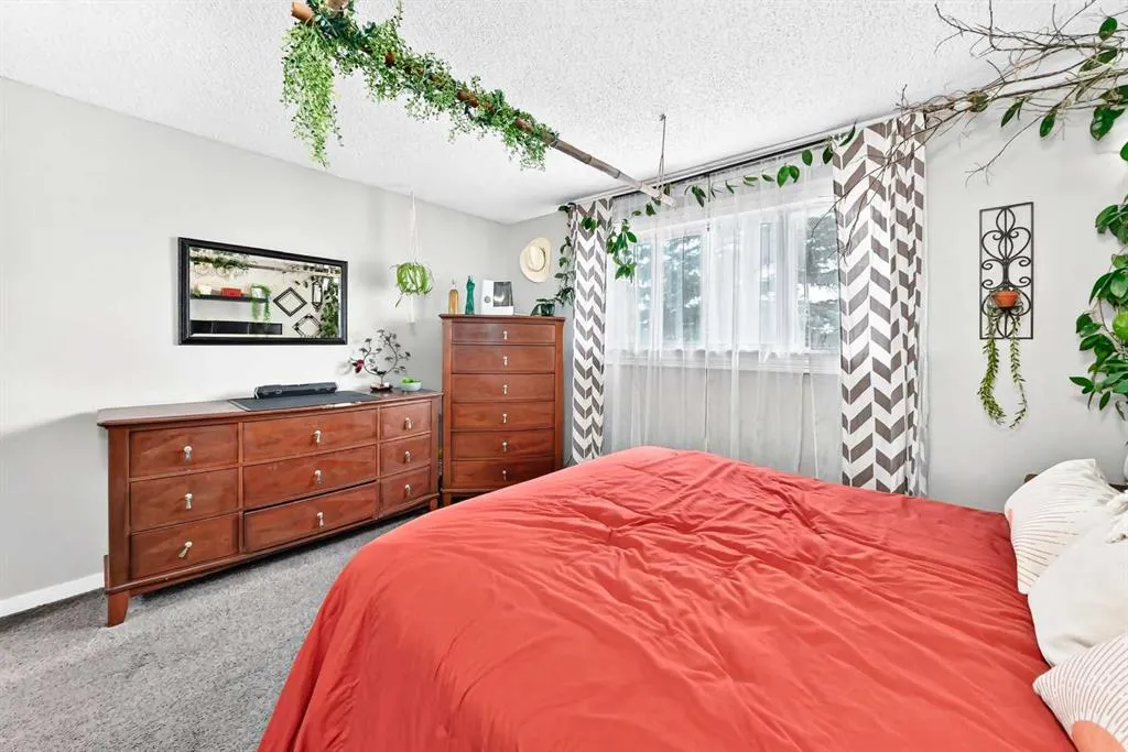 59 Summerwood Road SE