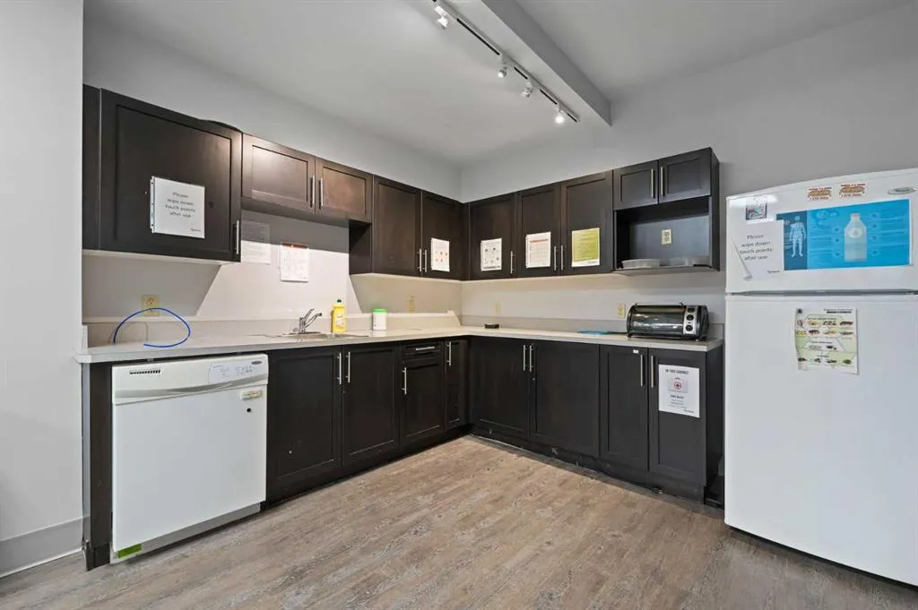 1121 Centre Street NW #404