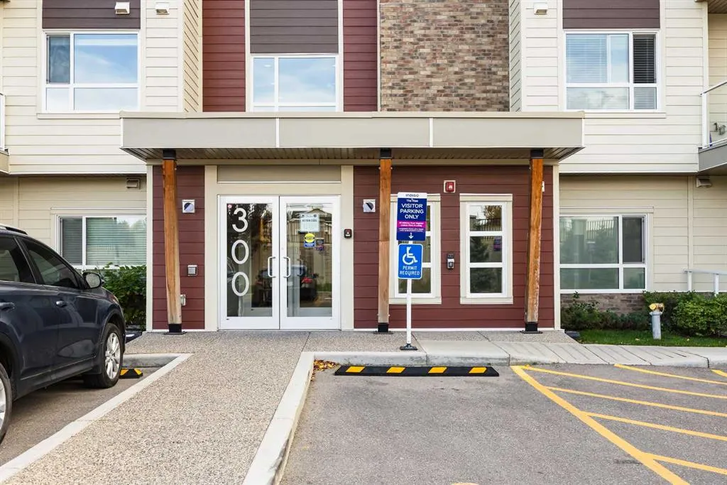 300 Harvest Hills Place NE #112
