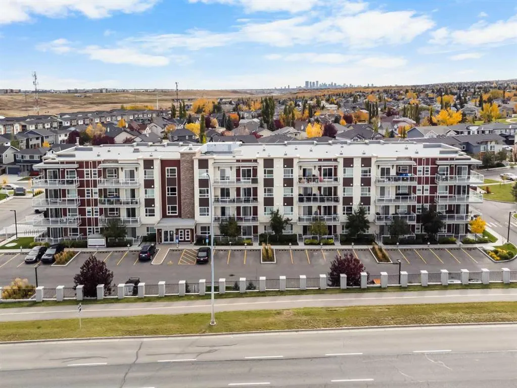 300 Harvest Hills Place NE #112