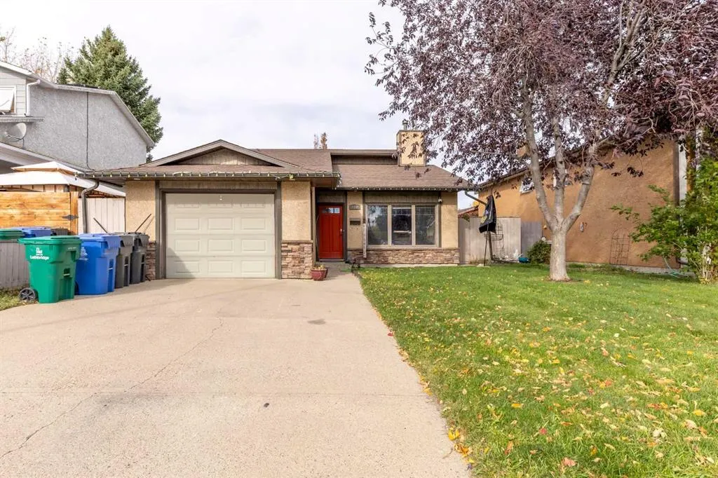 184 Lakhota Crescent W