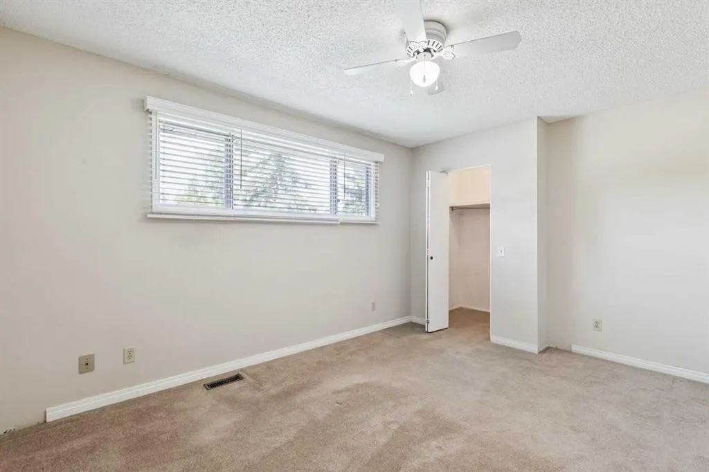 568 Strathcona Drive SW