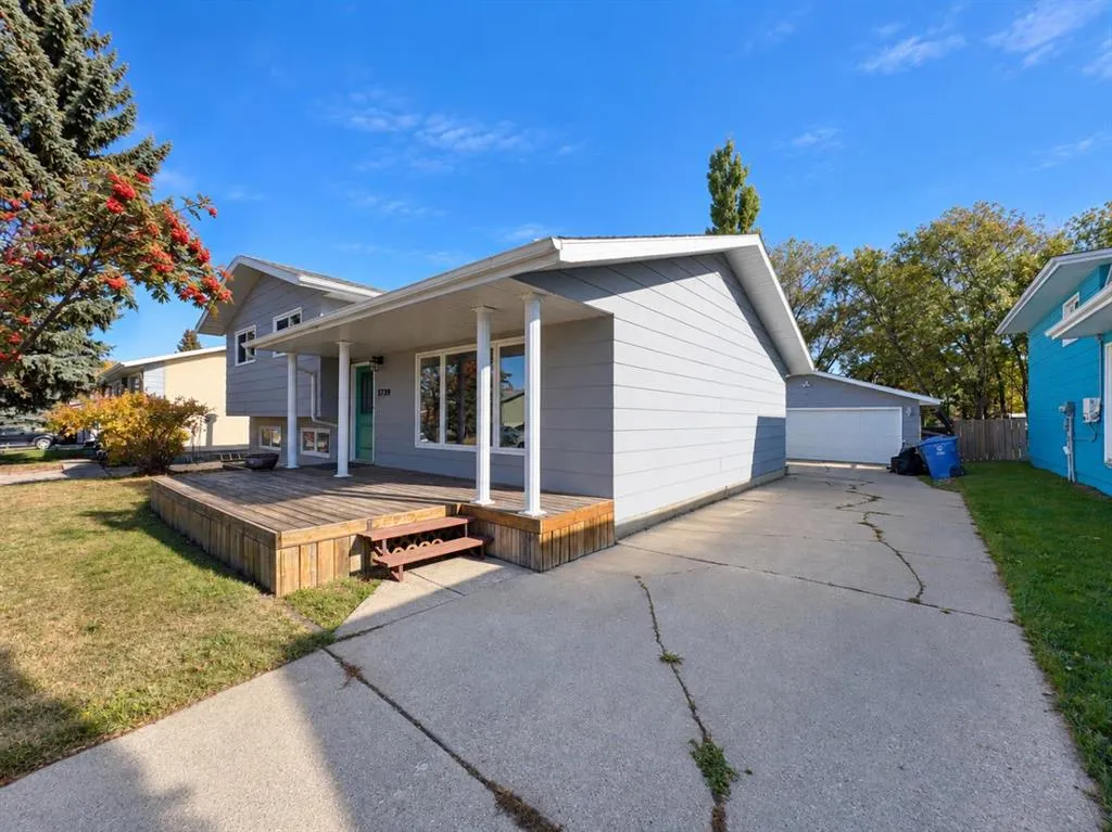 5739 55 Street