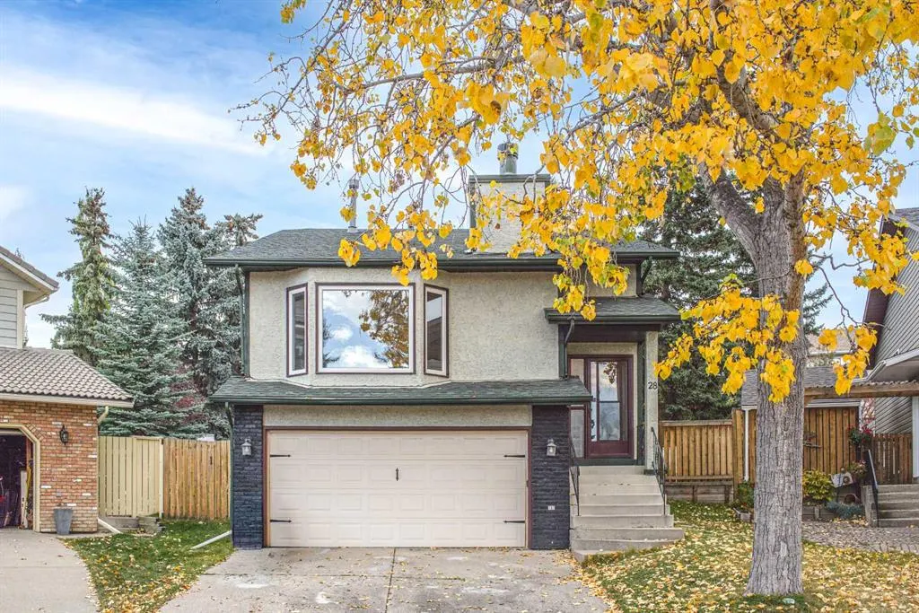 28 Hawkcliff Place NW