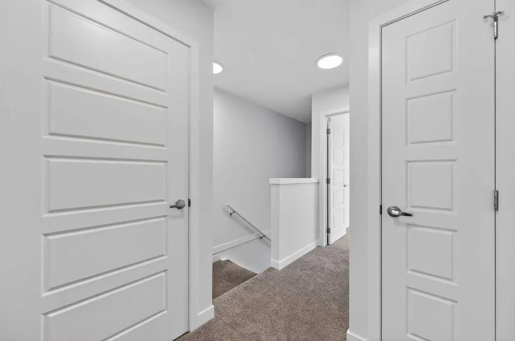 30 Creekside Avenue SW