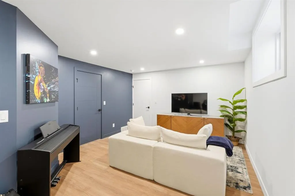 127 Grayling Road