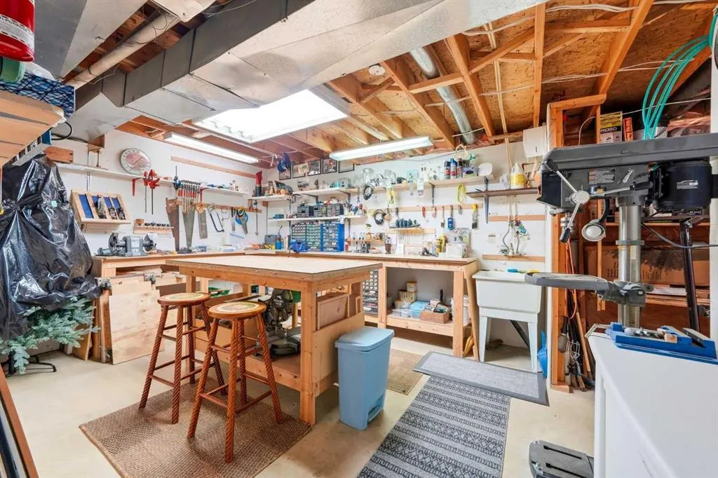 20 Sunlake Road SE