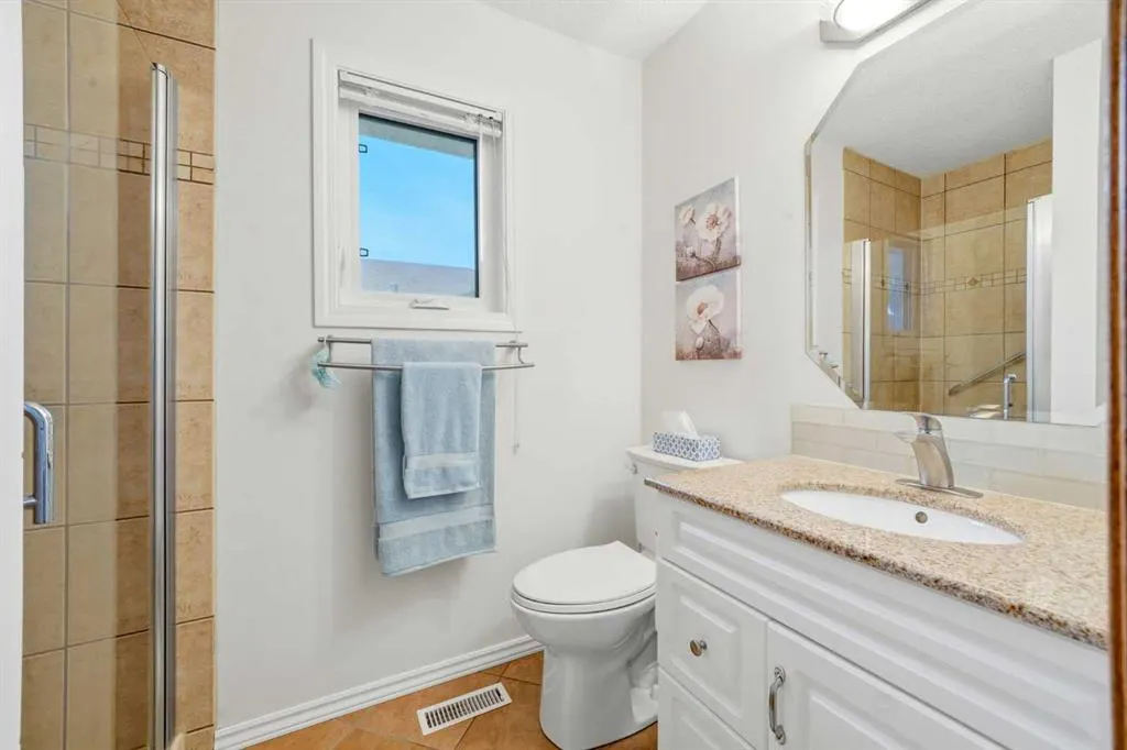 20 Sunlake Road SE
