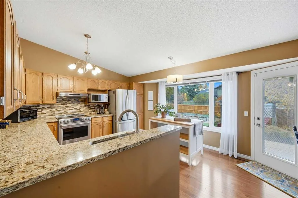 20 Sunlake Road SE