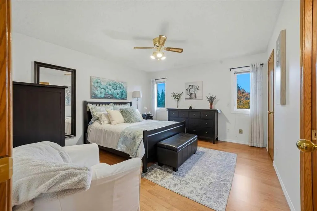 20 Sunlake Road SE