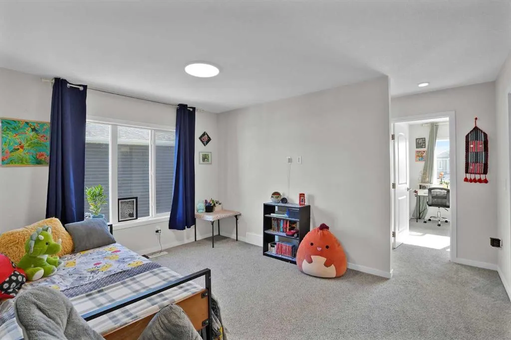 143 Dawson Wharf Rise