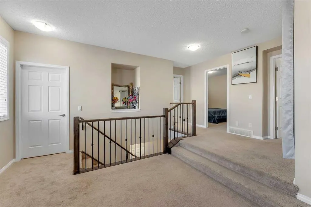 146 Windwood Grove SW