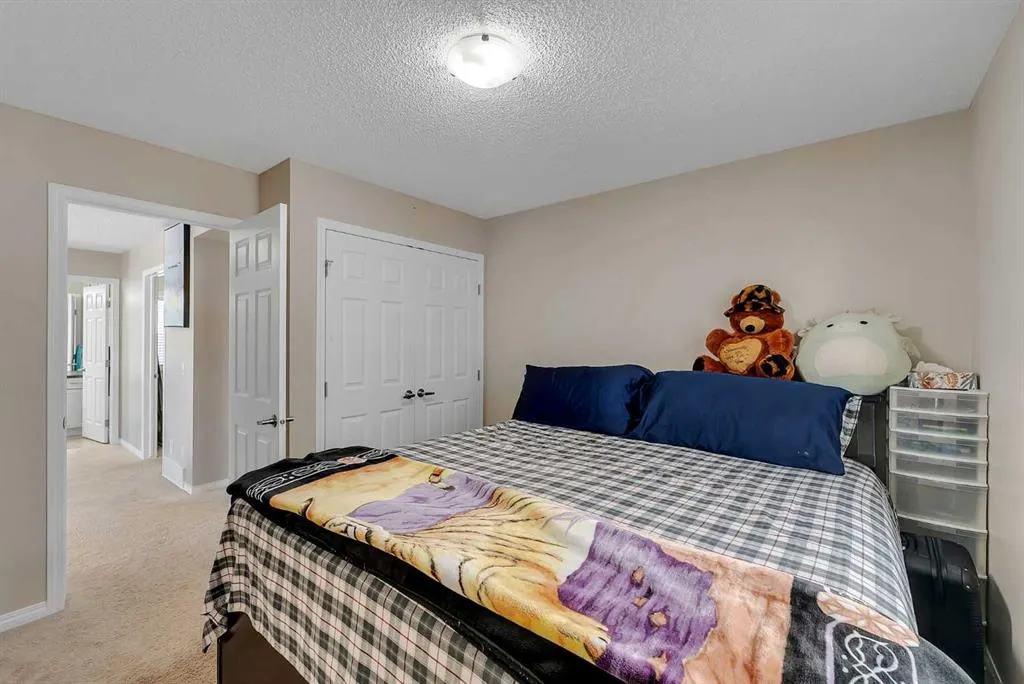 146 Windwood Grove SW