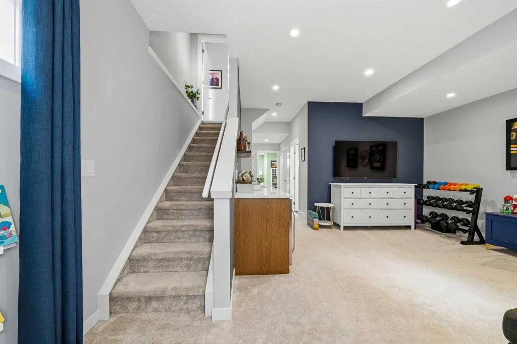 292 Chinook Gate Close SW