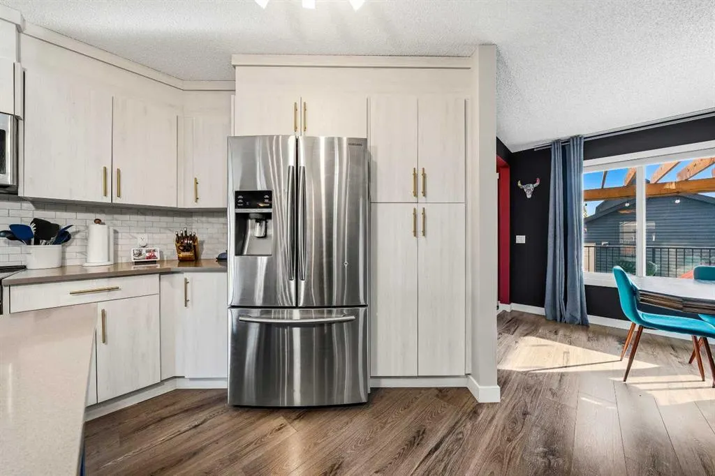 292 Chinook Gate Close SW