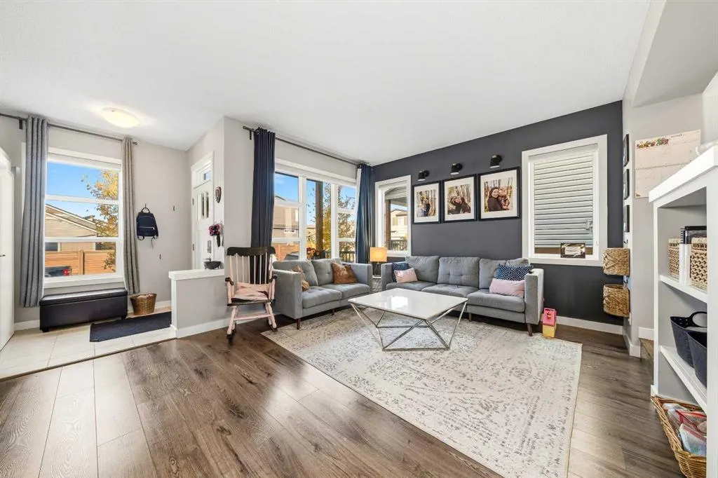 292 Chinook Gate Close SW