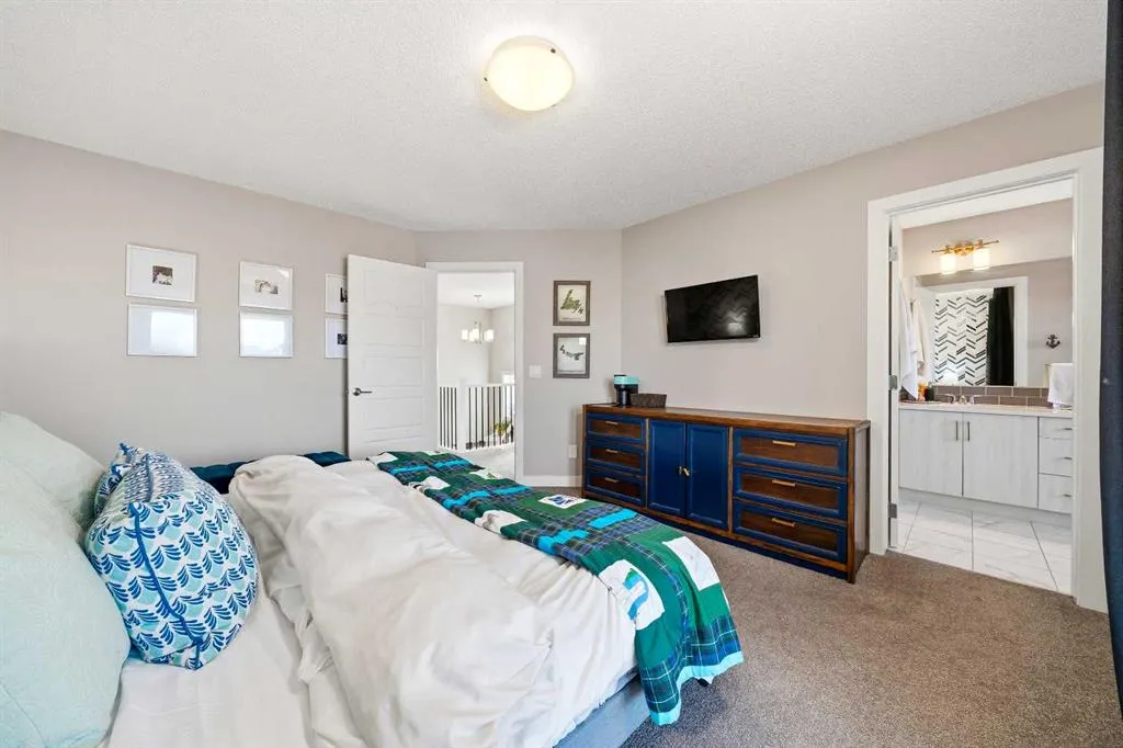 292 Chinook Gate Close SW