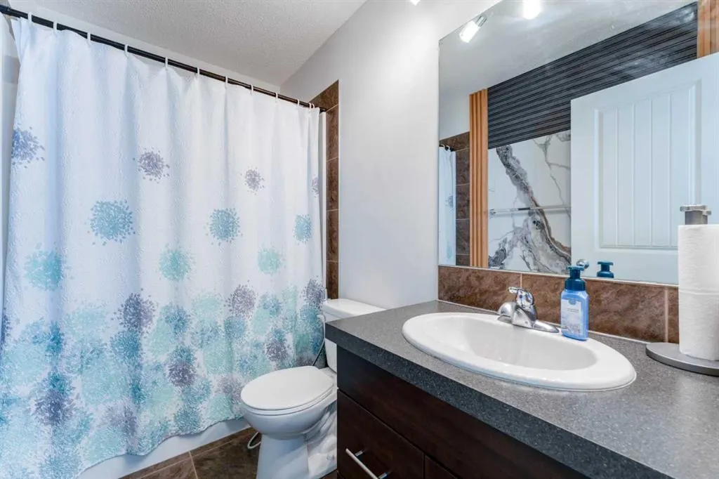 249 Copperpond Landing SE