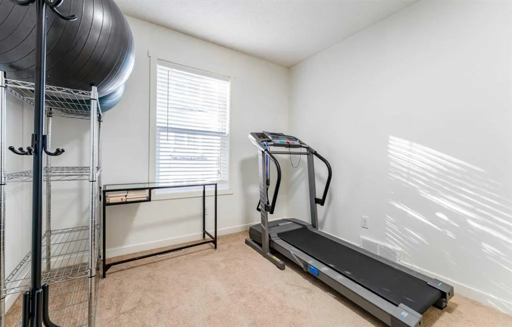 249 Copperpond Landing SE