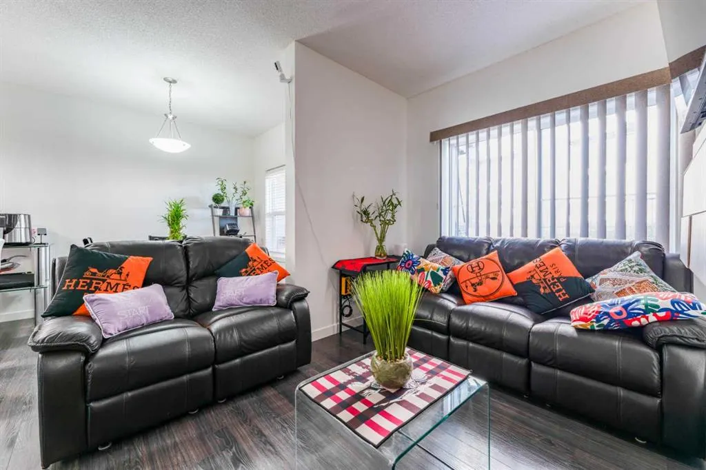 249 Copperpond Landing SE