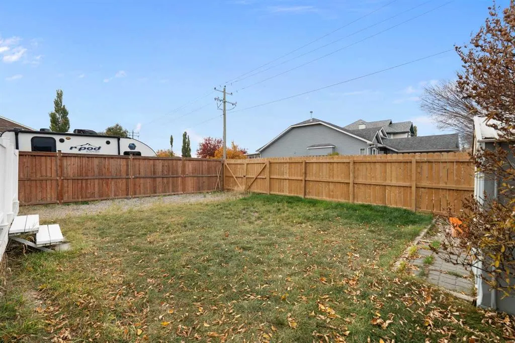 650 Harvest Hills Drive NE