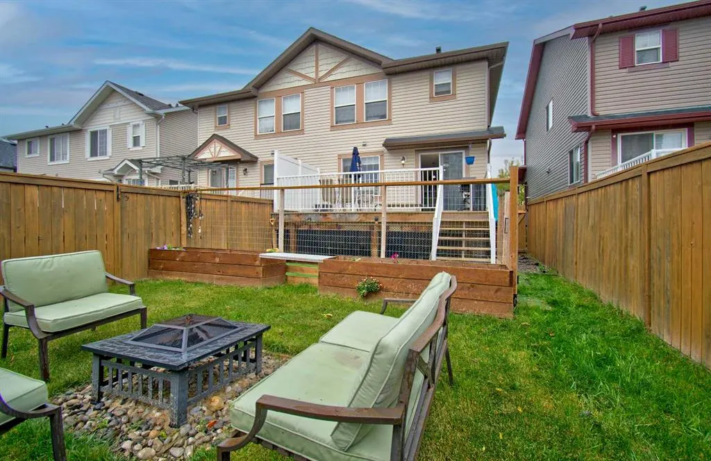 154 Canals Circle SW