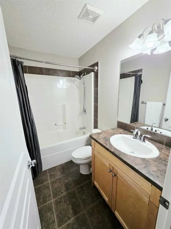 154 Canals Circle SW