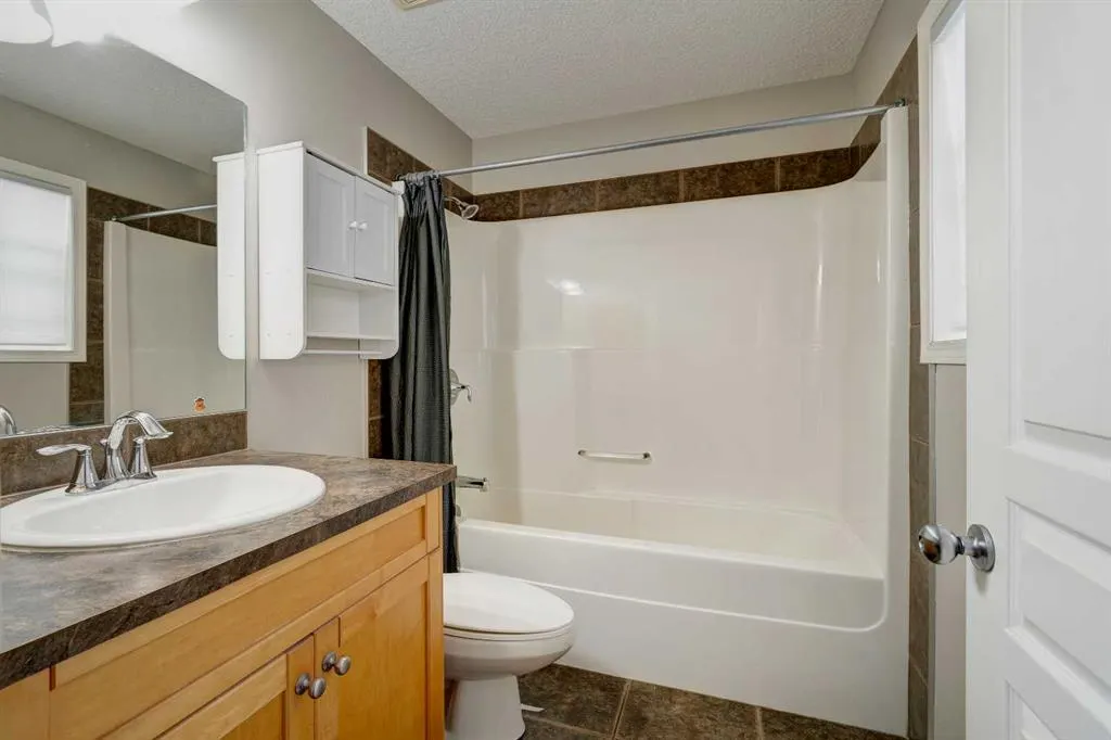 154 Canals Circle SW