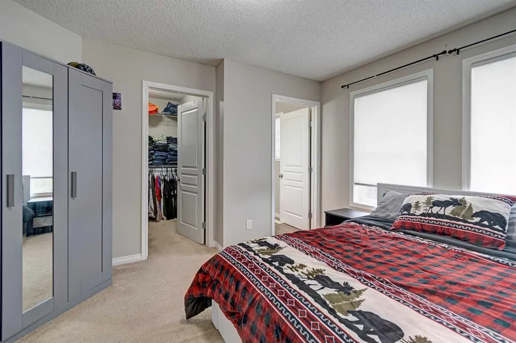 154 Canals Circle SW