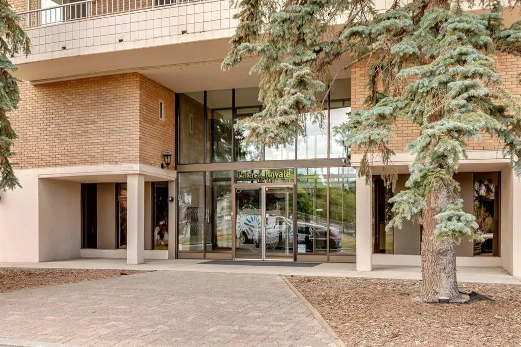 629 Royal Avenue SW #303