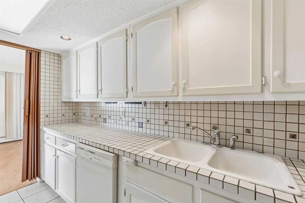 629 Royal Avenue SW #303