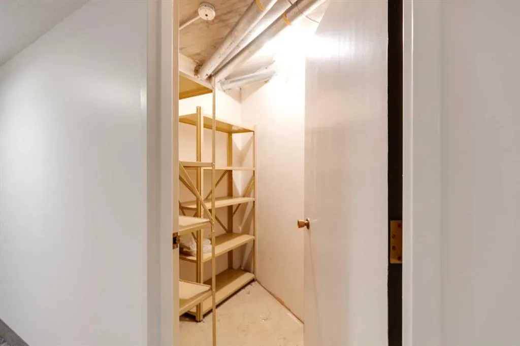 629 Royal Avenue SW #303