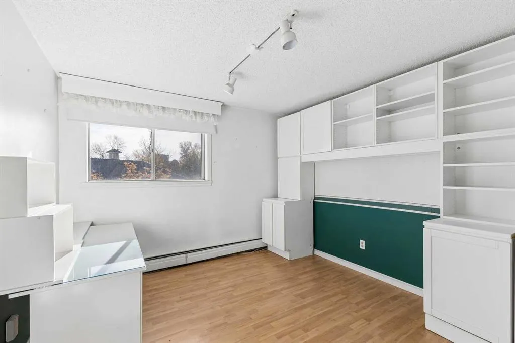 629 Royal Avenue SW #303