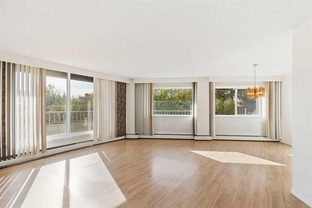 629 Royal Avenue SW #303
