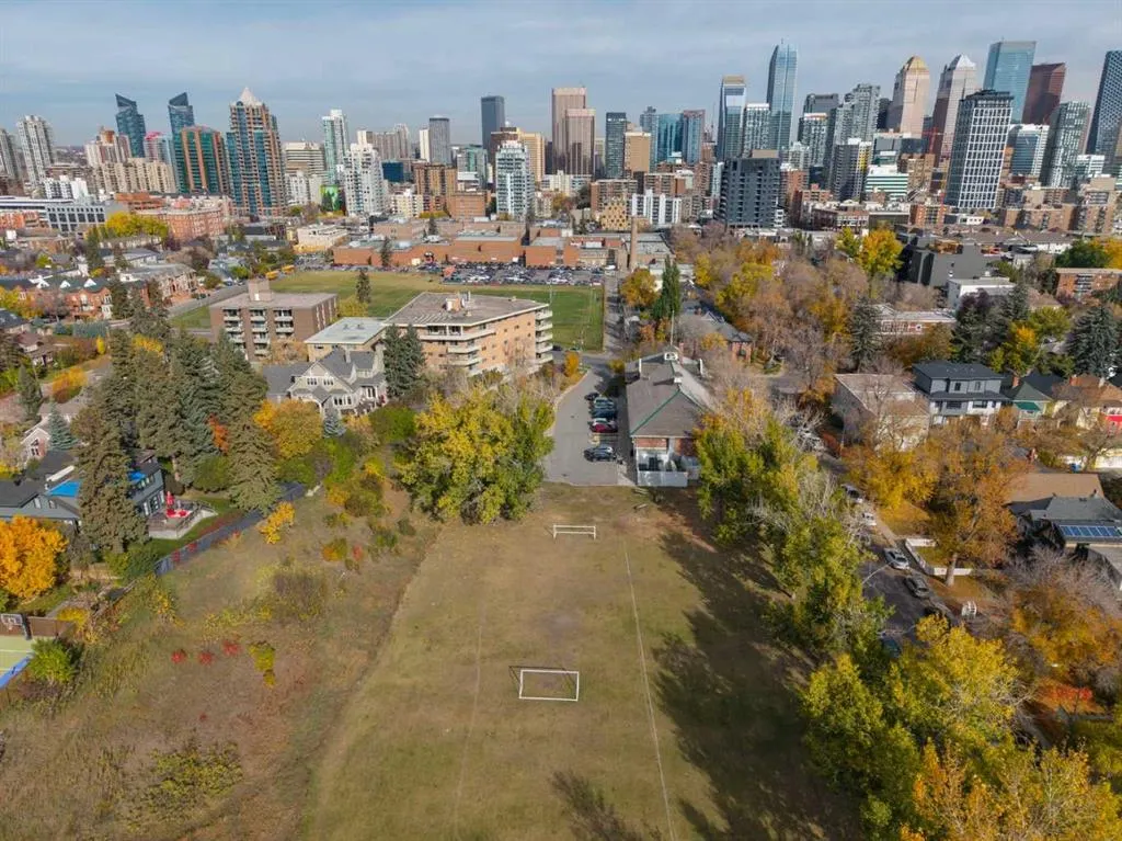 629 Royal Avenue SW #303
