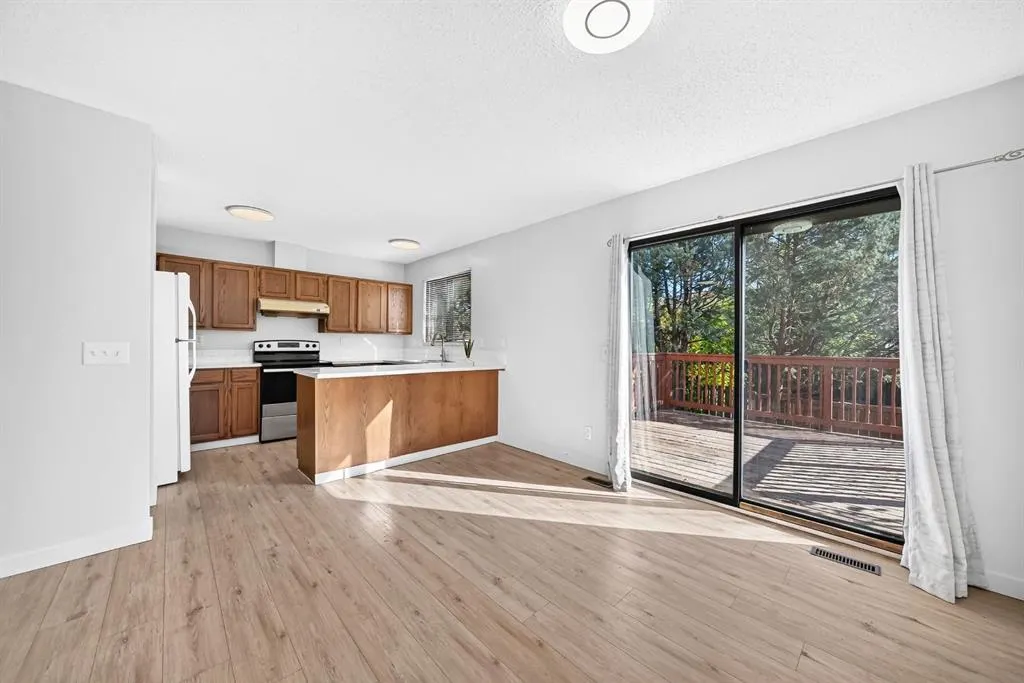 52 Templegreen Bay NE