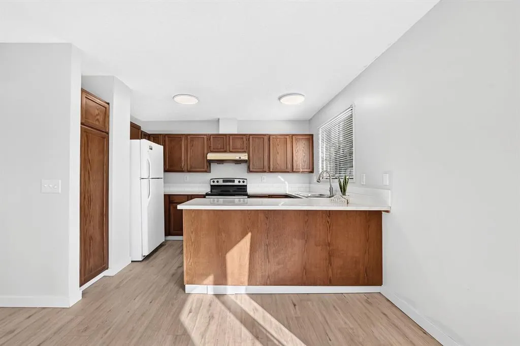 52 Templegreen Bay NE