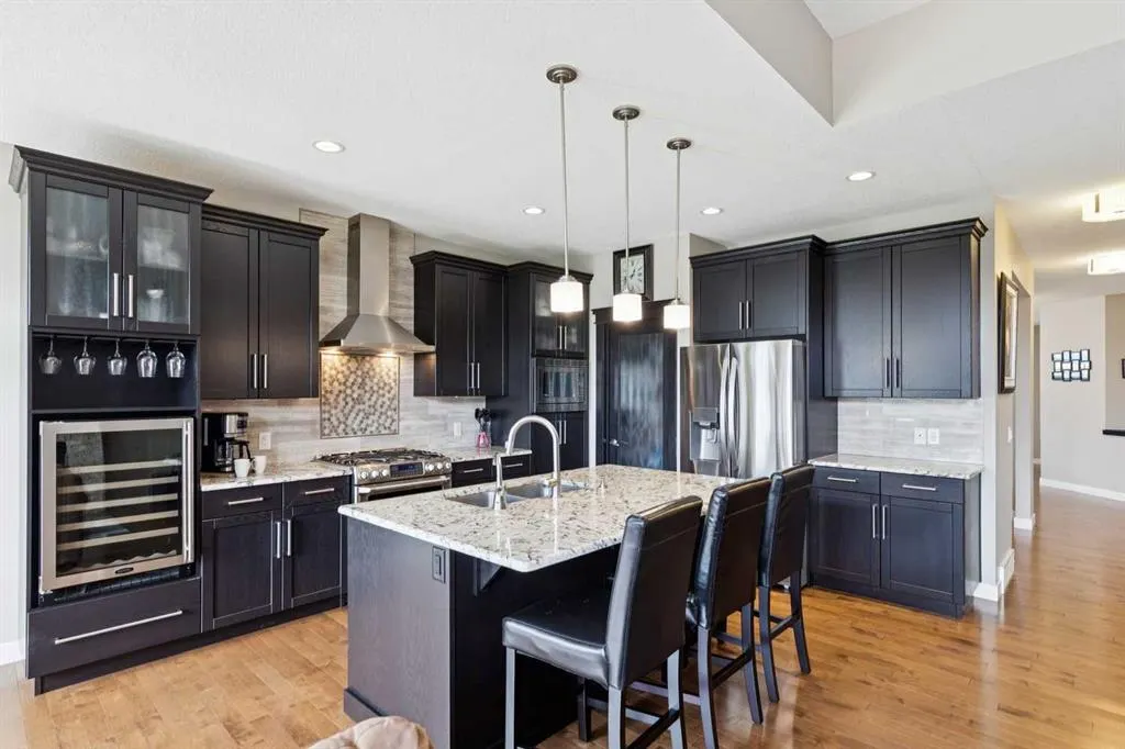 27 Ridge View Place
