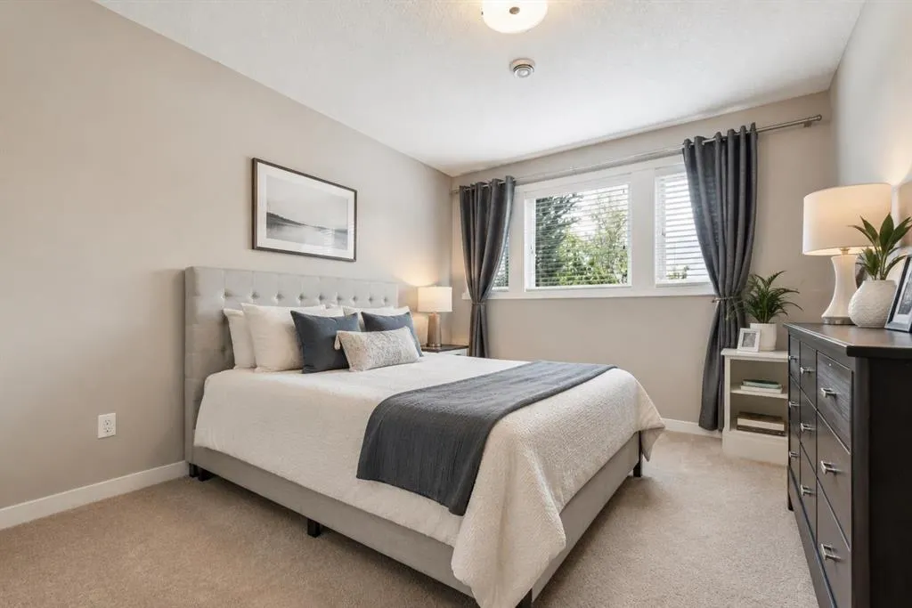 27 Ridge View Place