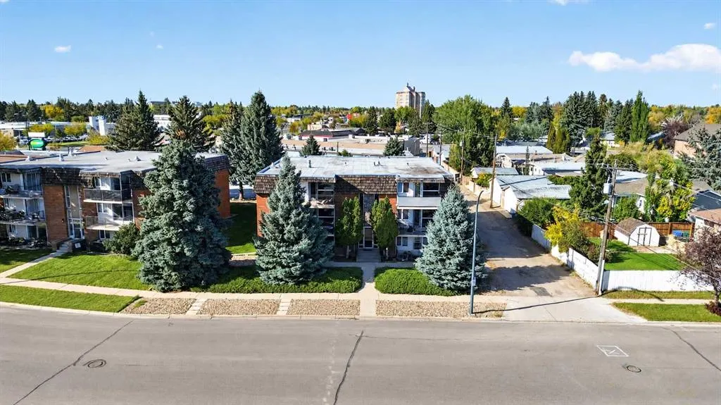1716 Henderson Lake Boulevard S #304