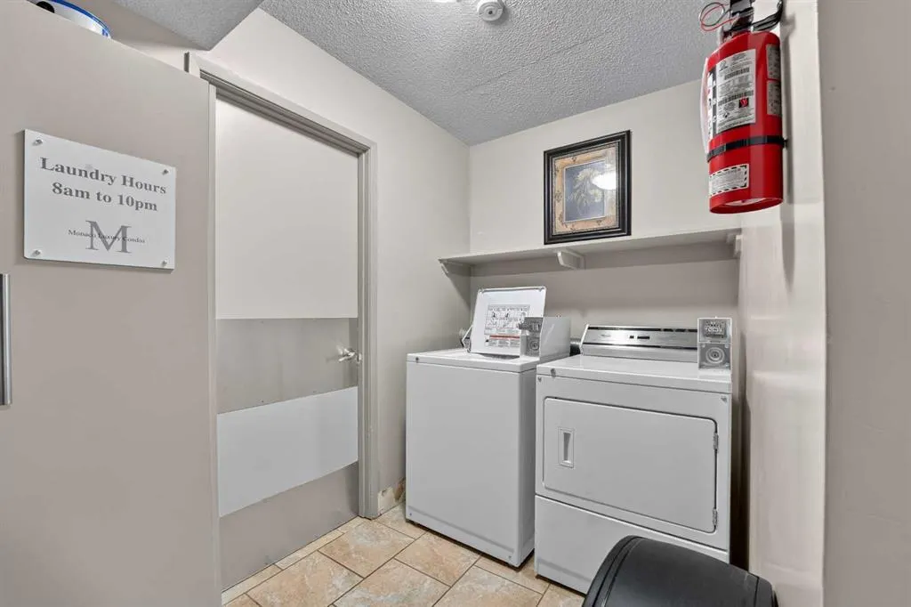 1716 Henderson Lake Boulevard S #304