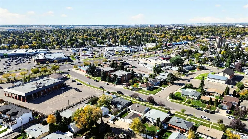 1716 Henderson Lake Boulevard S #304