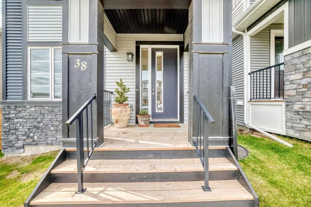38 Precedence Glen