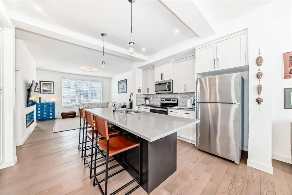 38 Precedence Glen