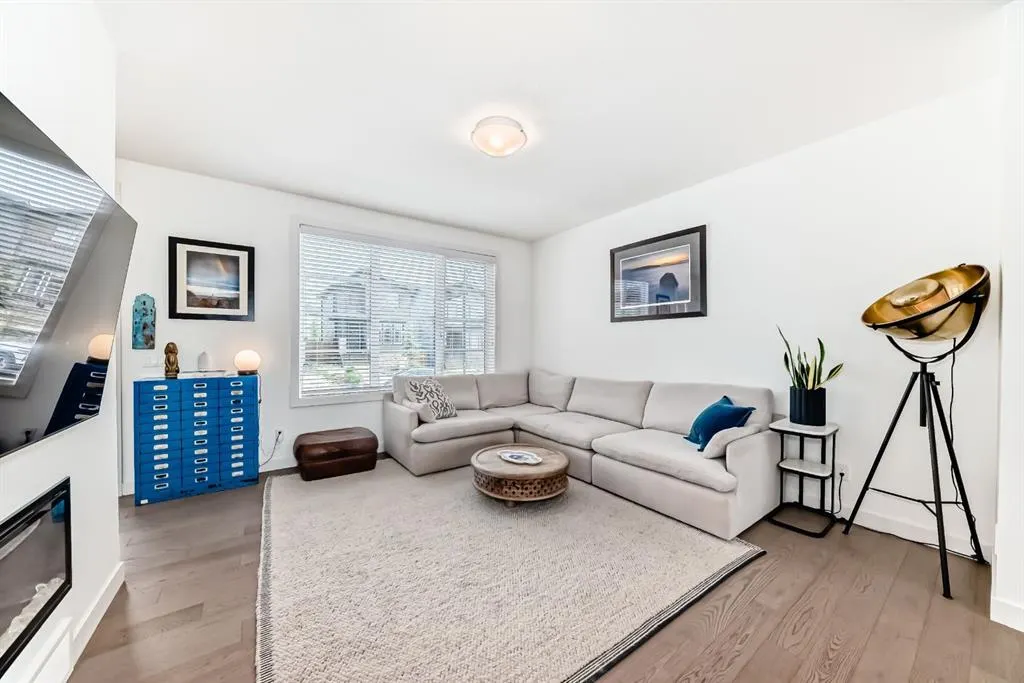 38 Precedence Glen
